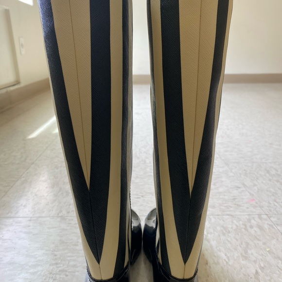 Holla at me new kicks size 5 - Picture 2 of 5